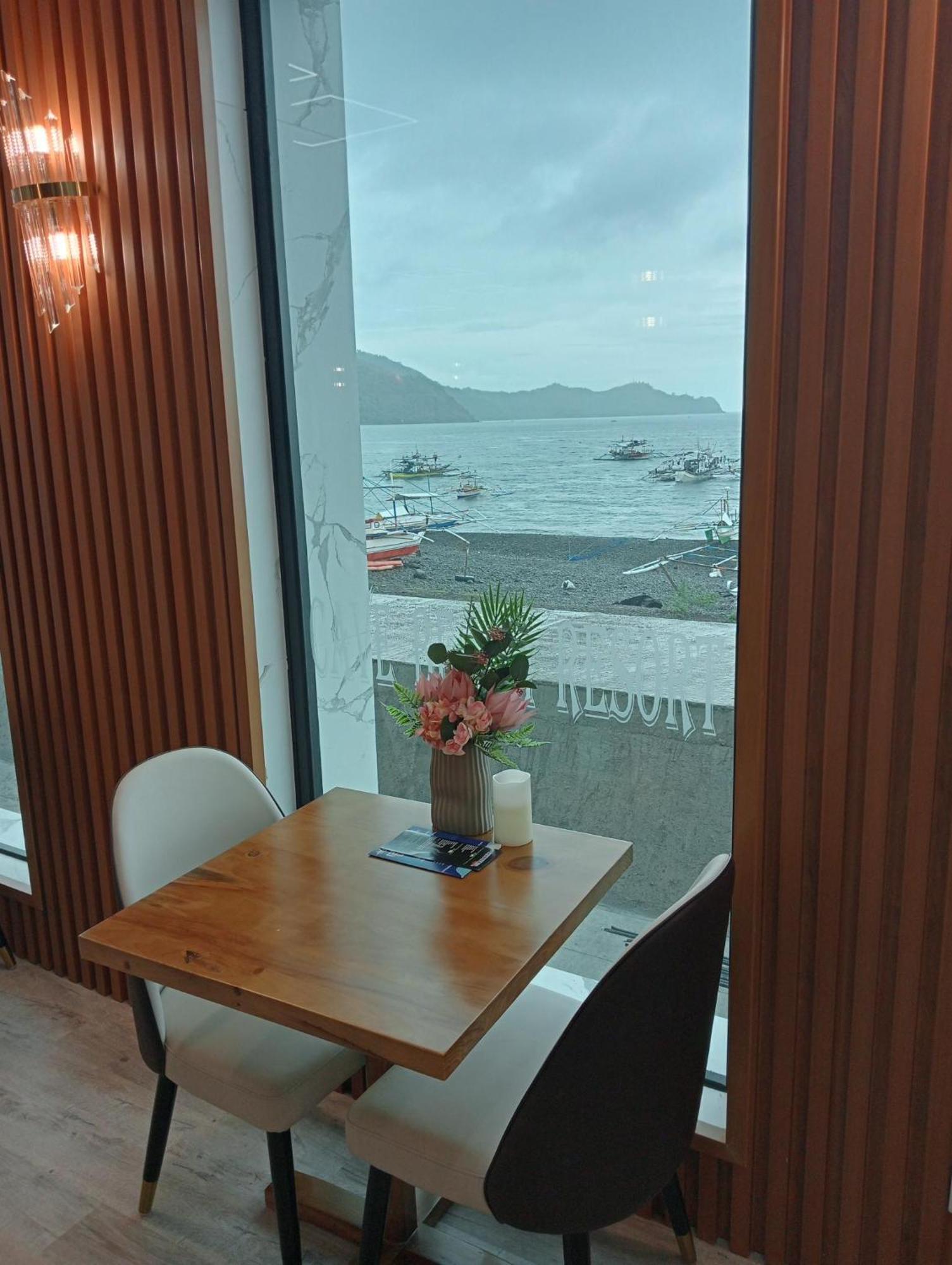 Cave Beach Resort Boutique Luxury Accomodation Dingalan Eksteriør billede